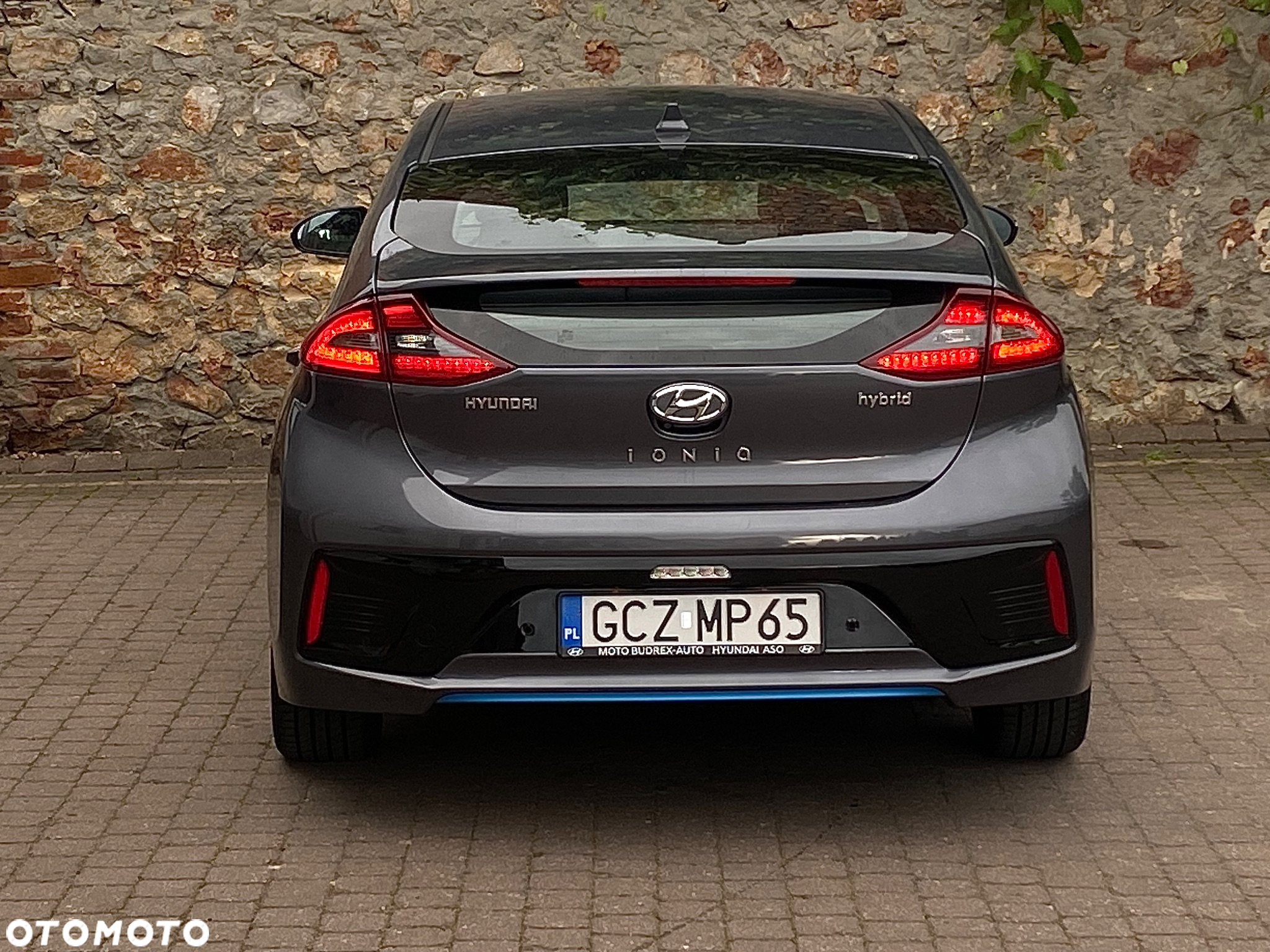 Hyundai IONIQ hybrid Premium - 7