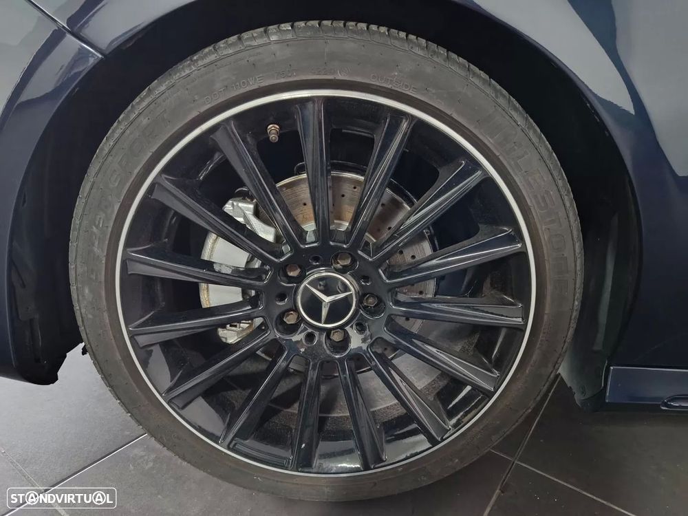 Mercedes-Benz A 180 d AMG Line - 14