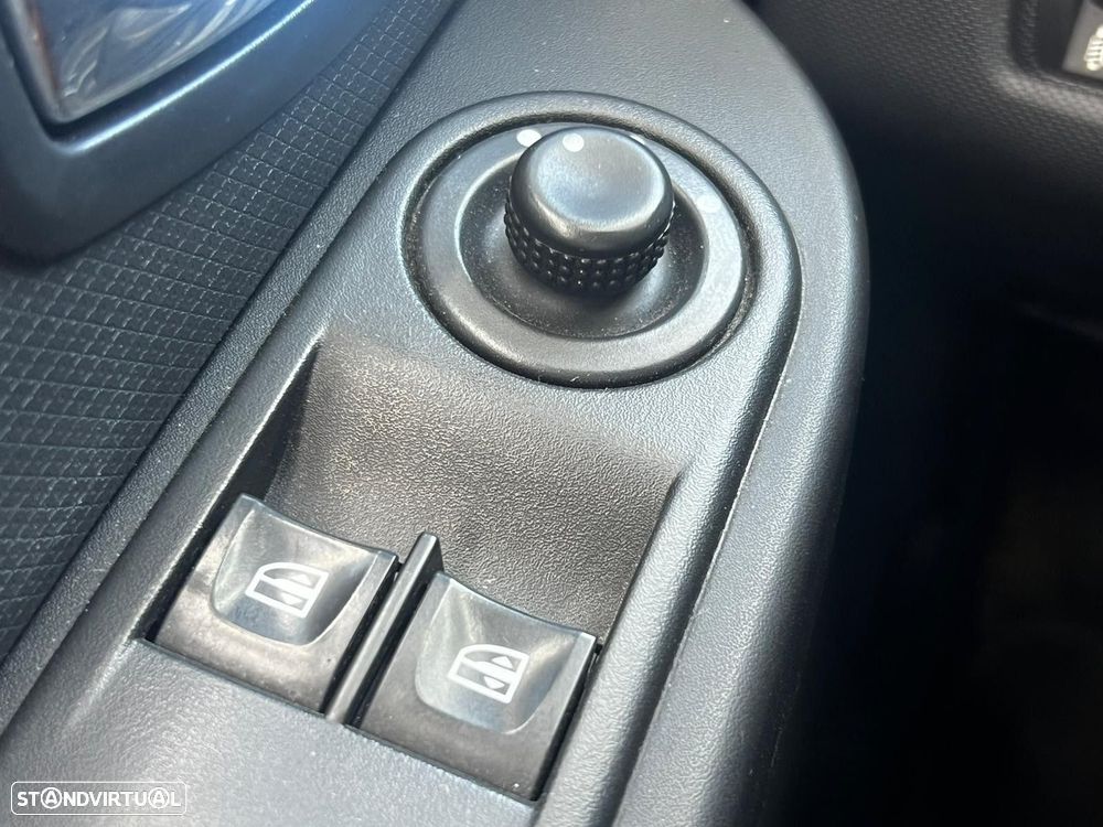 Renault Clio 1.5 dCi Confort - 26