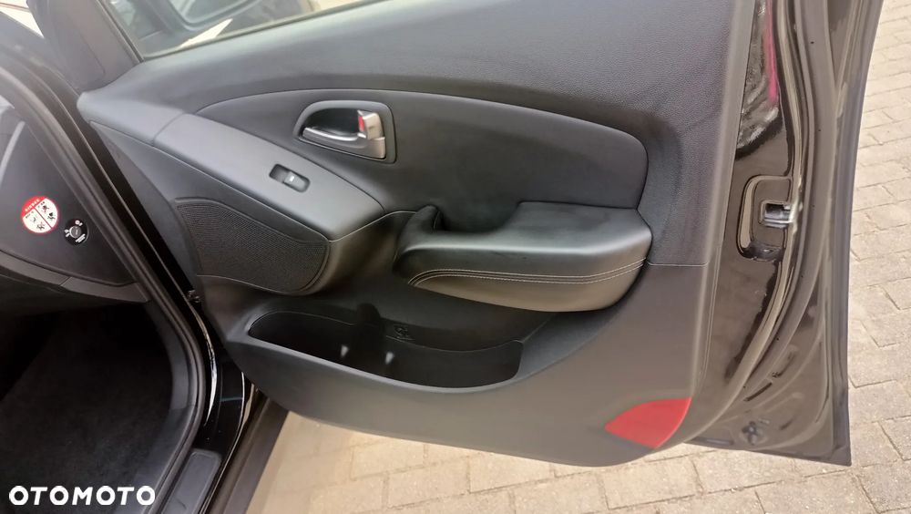 Hyundai ix35 1.6 2WD Classic - 26