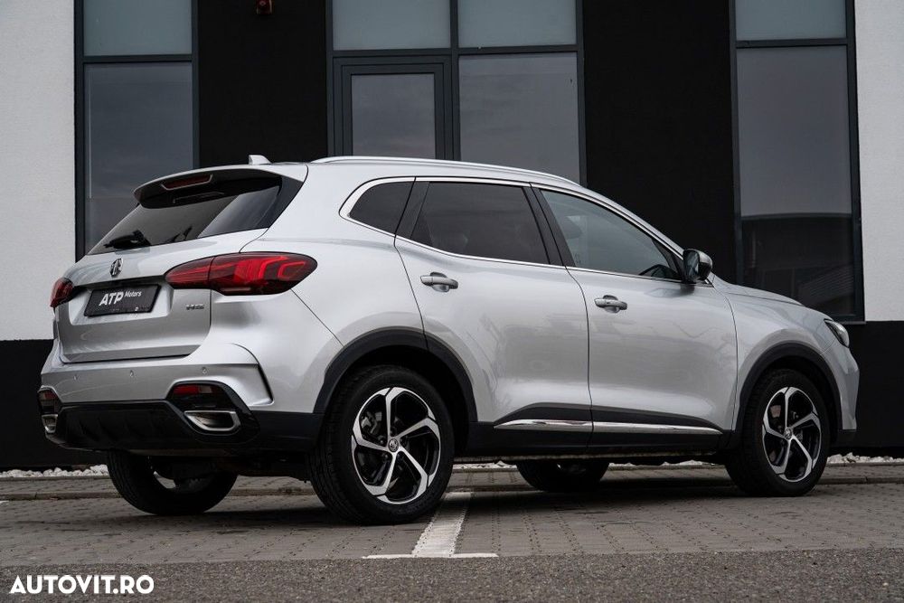MG HS 1.5 T-GDi 6MT Exclusive - 26