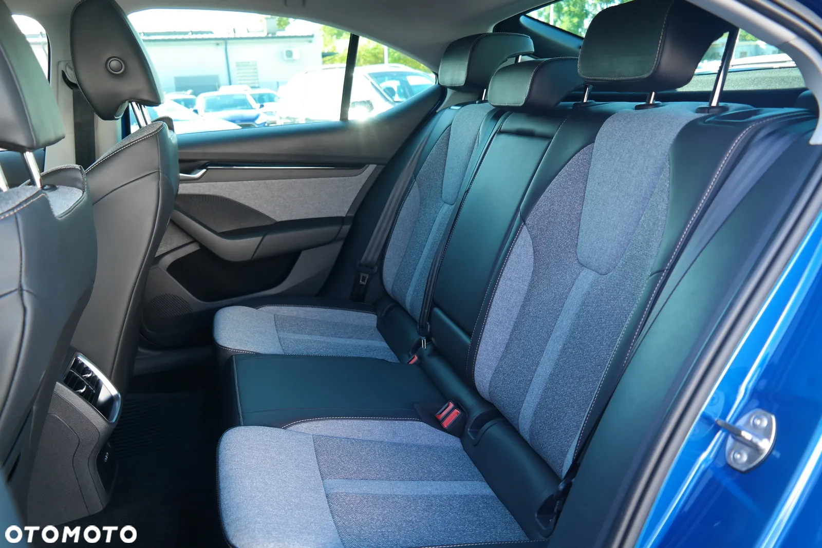 Skoda Octavia 1.5 TSI Selection - 11