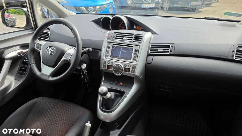 Toyota Verso 2.0 D-4D Premium 7os - 14