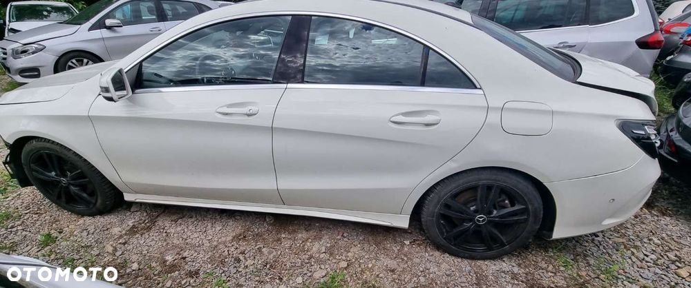 Mercedes-Benz CLA - 15