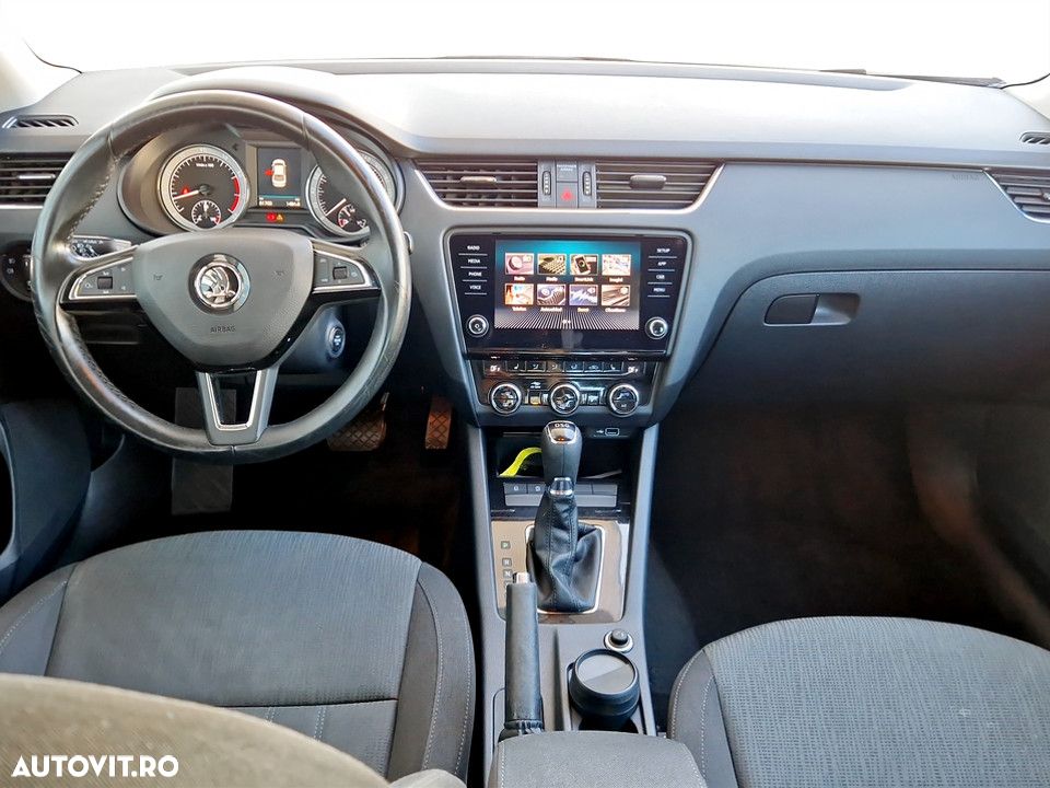 Skoda Octavia 1.5 TSI DSG Mild Hybrid Style - 12