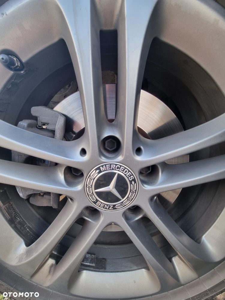 Mercedes-Benz Klasa A 200 7G-DCT - 23