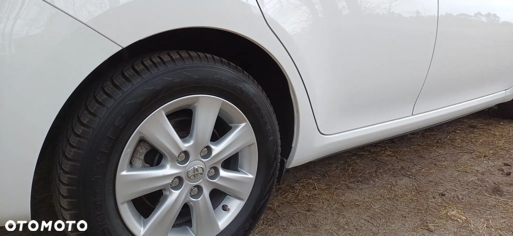 Toyota Auris 1.4 D-4D Luna - 10
