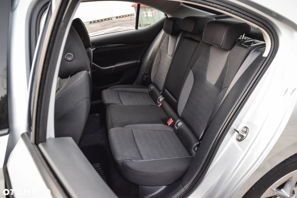 Skoda Octavia 1.5 TSI ACT Ambition - 27