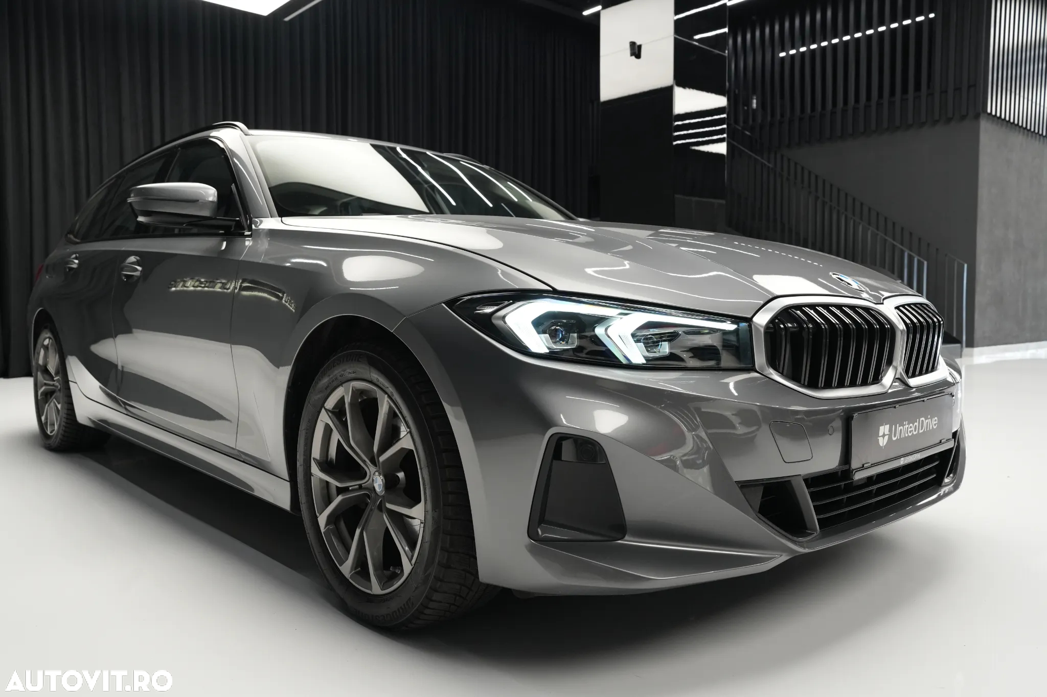 BMW Seria 3 318d Touring Aut. Advantage - 28