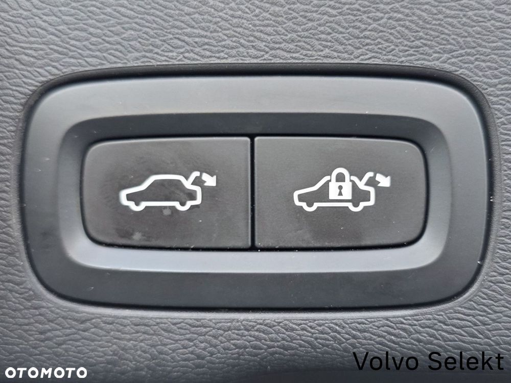 Volvo XC 60 - 24