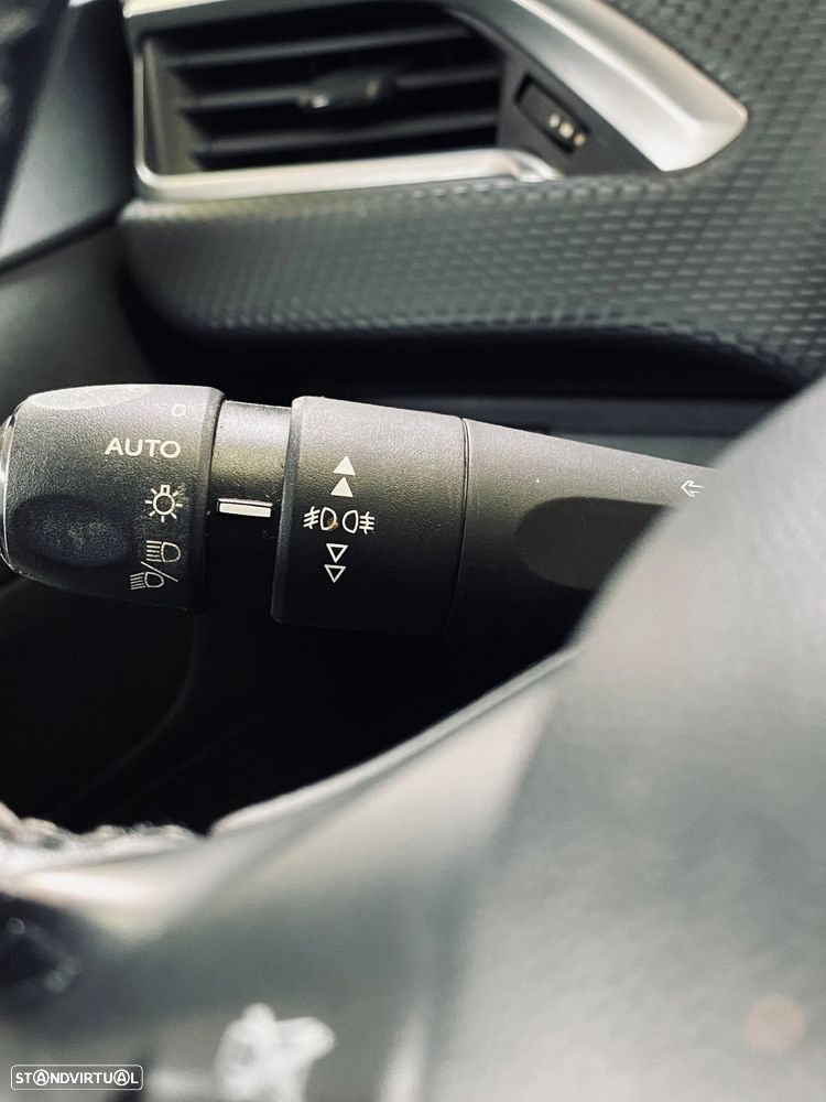 Peugeot 208 PureTech 110 Stop & Start Allure - 20