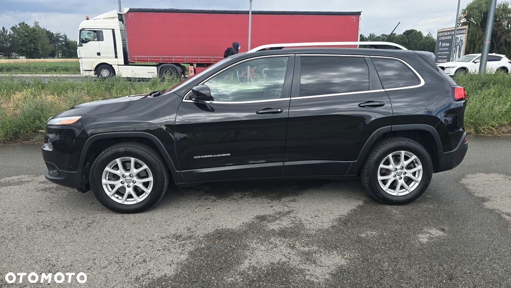 Jeep Cherokee - 3