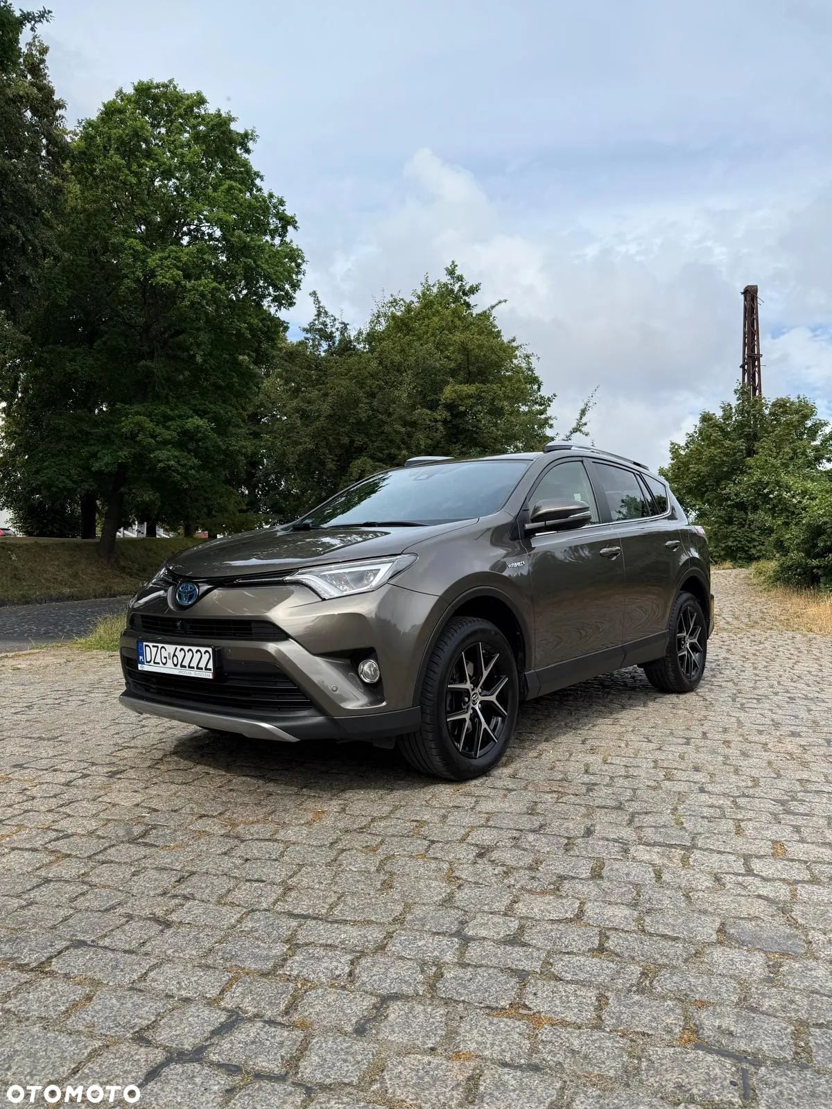 Toyota RAV4 2.5 XLE - 1