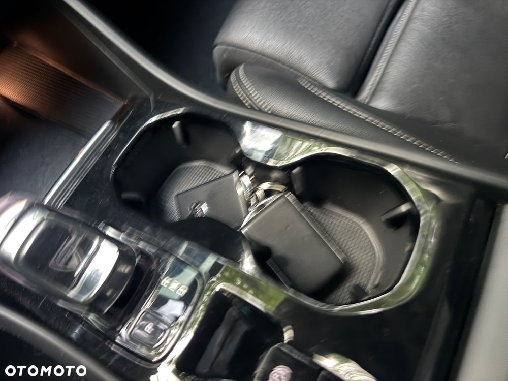 Volvo XC 40 T5 AWD Inscription - 25