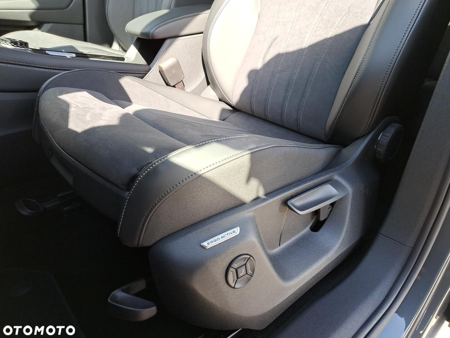Volkswagen Tiguan - 12