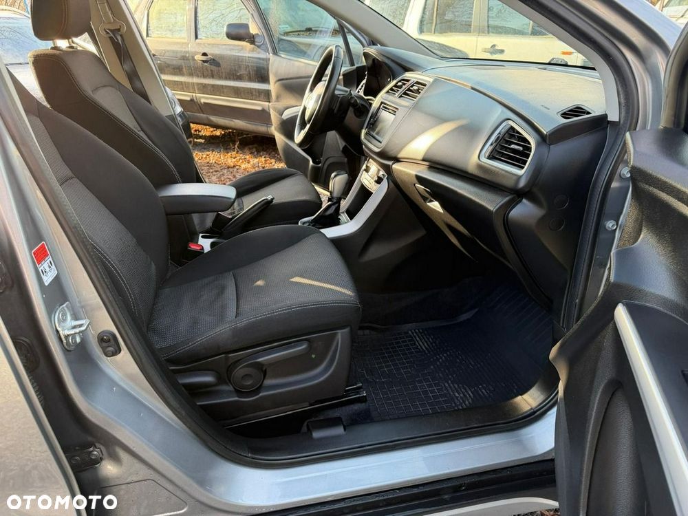 Suzuki SX4 S-Cross 1.6 Premium 4WD CVT - 11