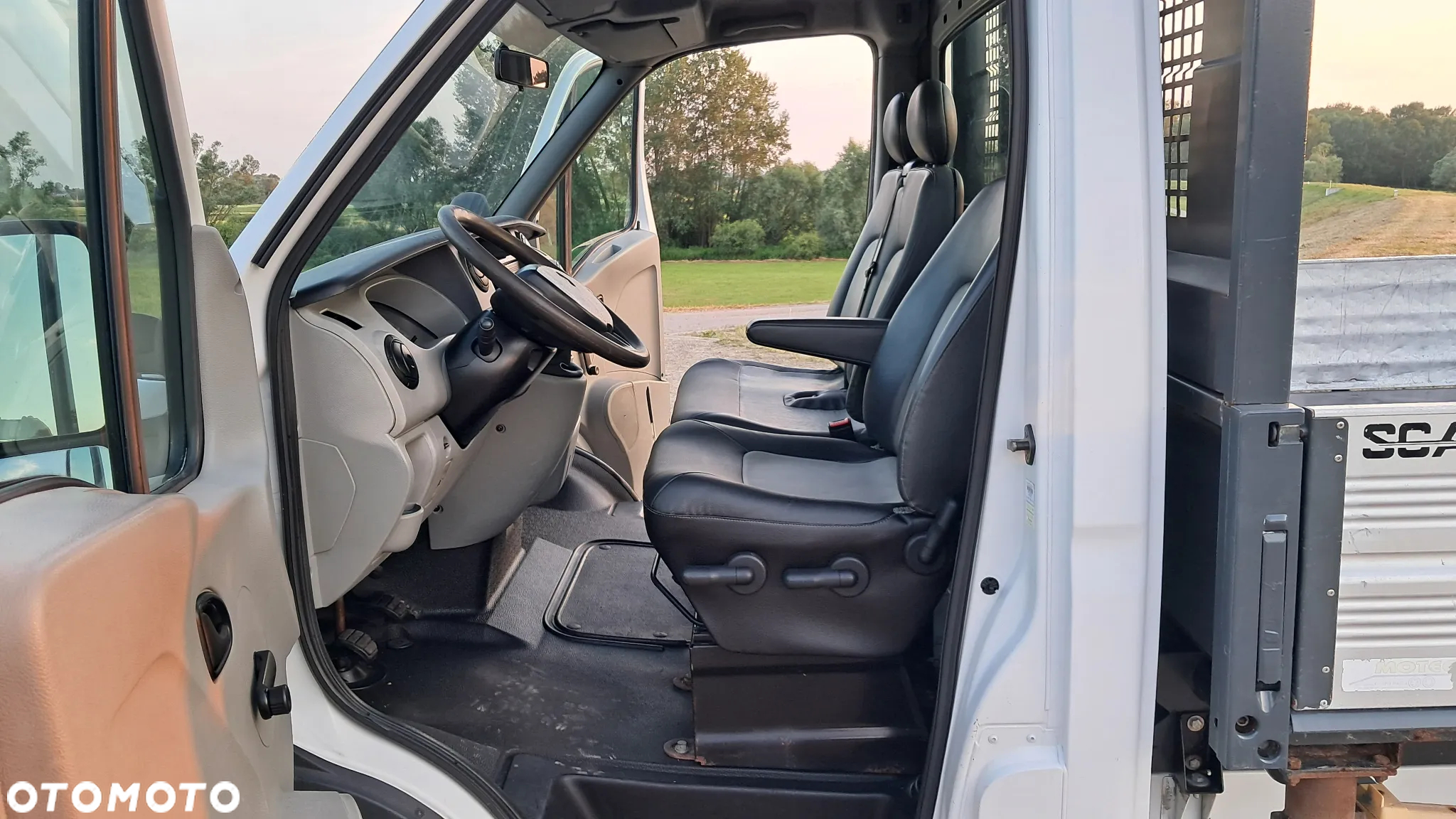 Renault Master 120 dci - 29