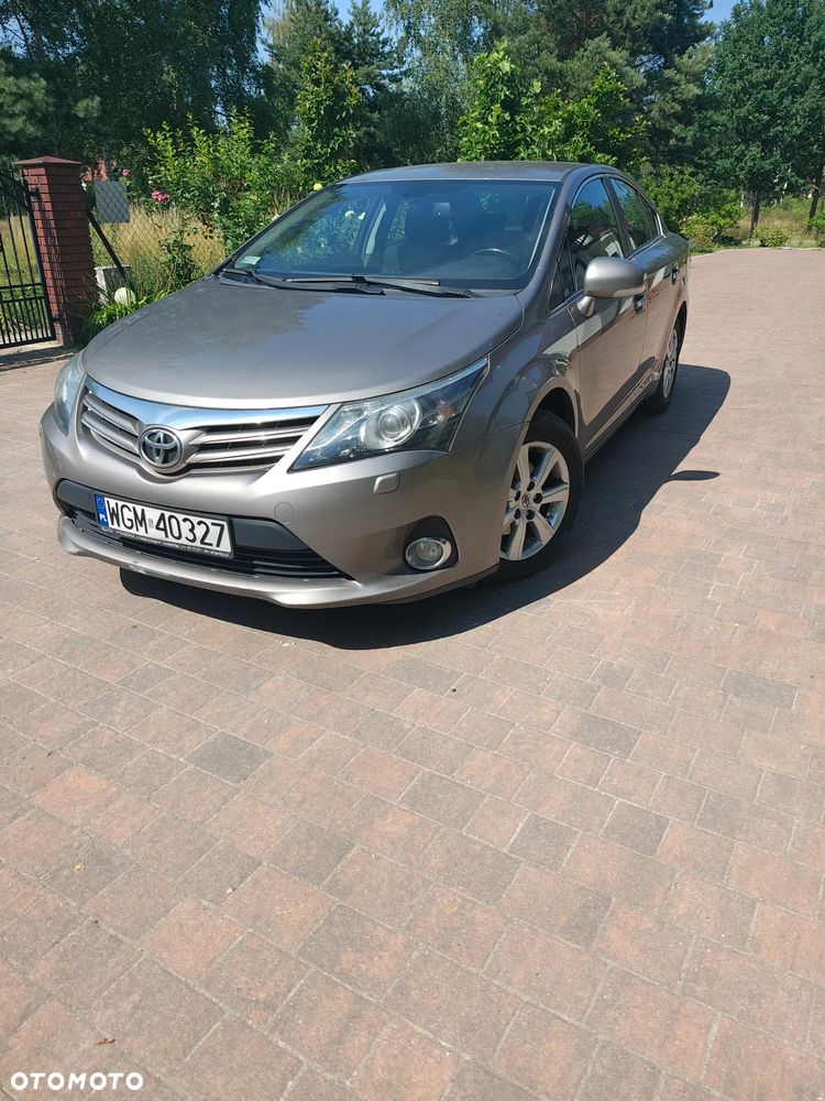 Toyota Avensis 2.0 D-4D Active - 8