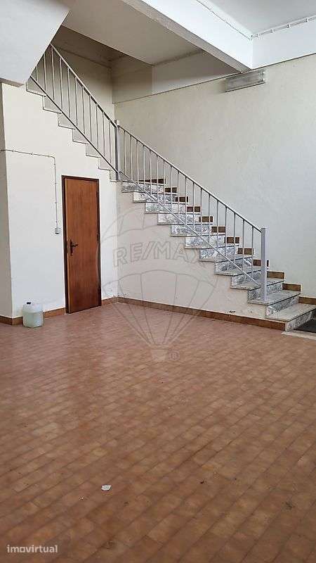 Armazém T0 para venda - Grande imagem: 3/23