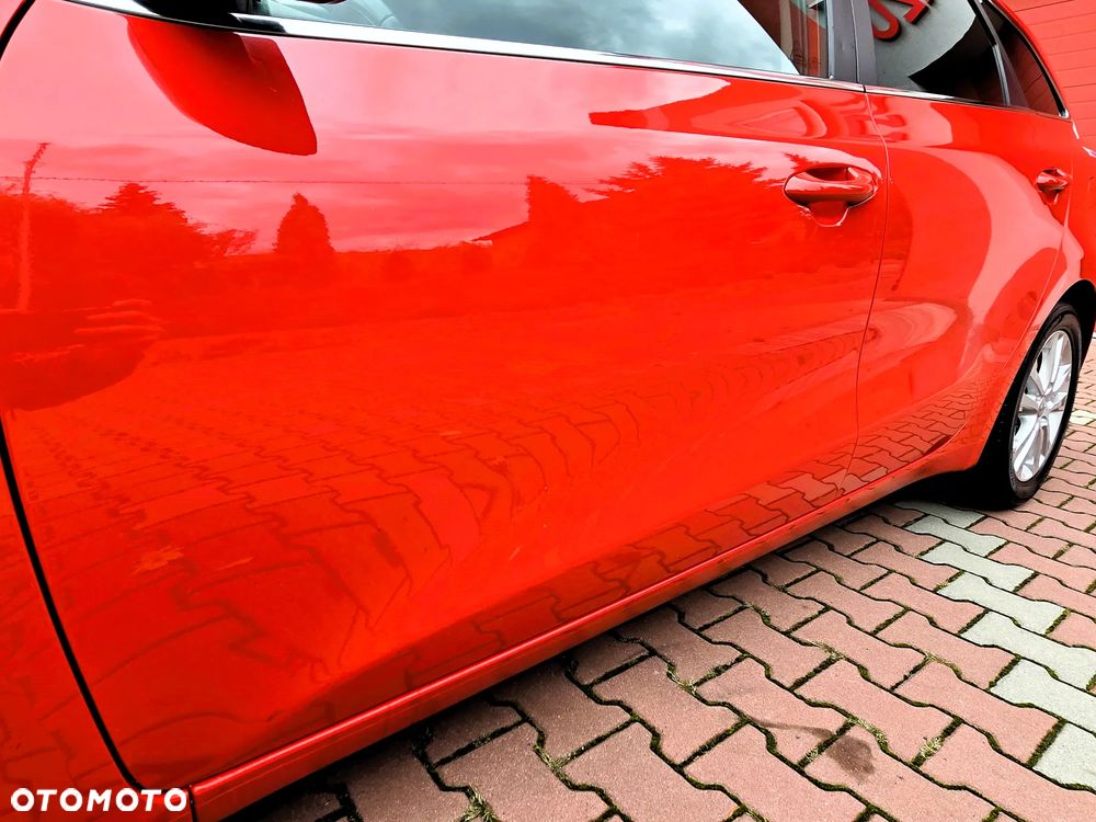 Kia Ceed 1.6 CRDi 128 Dream Team Edition - 14