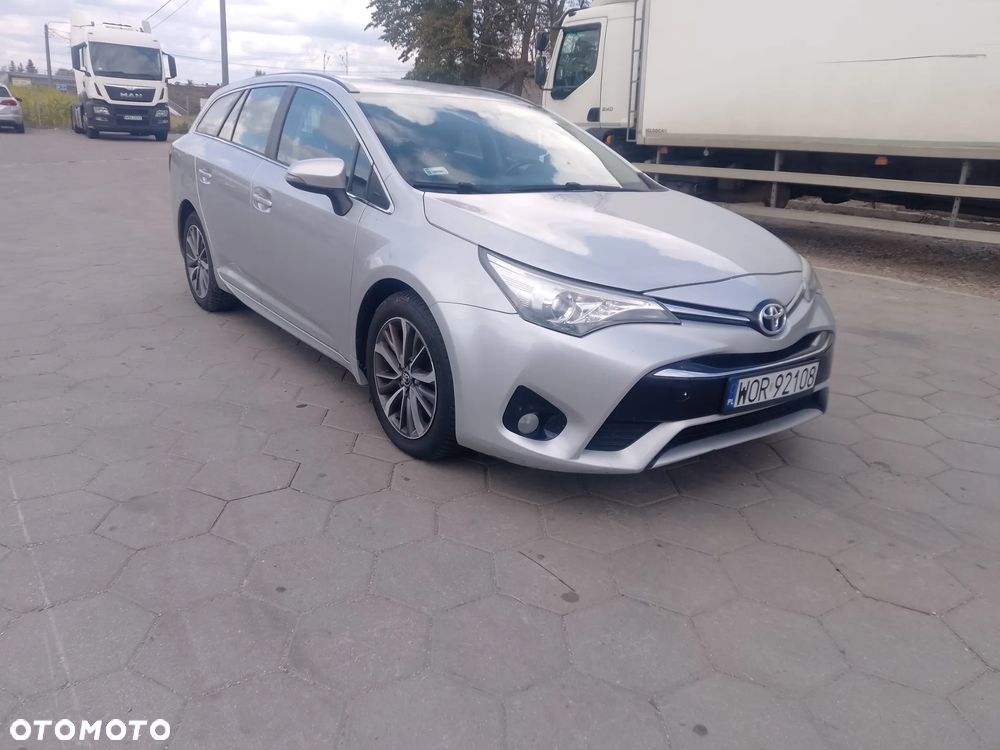 Toyota Avensis 2.0 D-4D Prestige