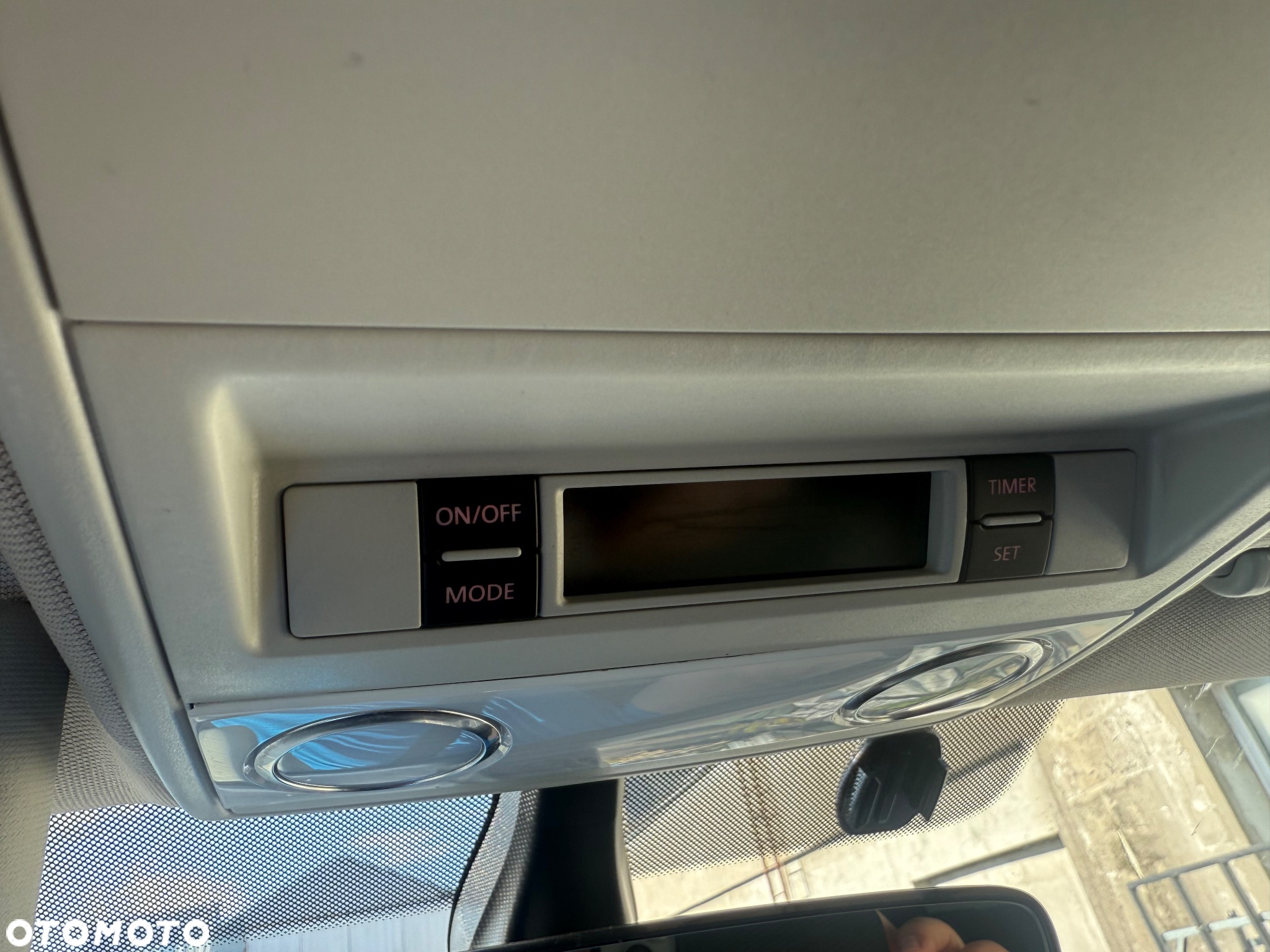 Volkswagen Caravelle 2.0 BiTDI L2 Highline 4Motion DSG - 8