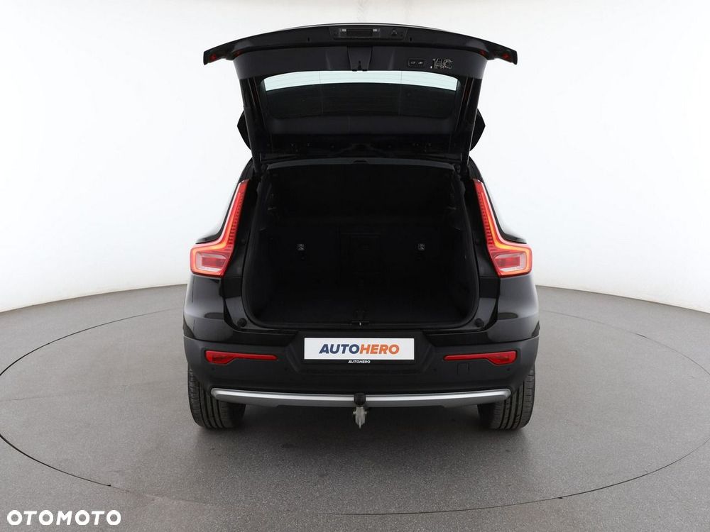 Volvo XC 40 D4 AWD Momentum Pro - 20