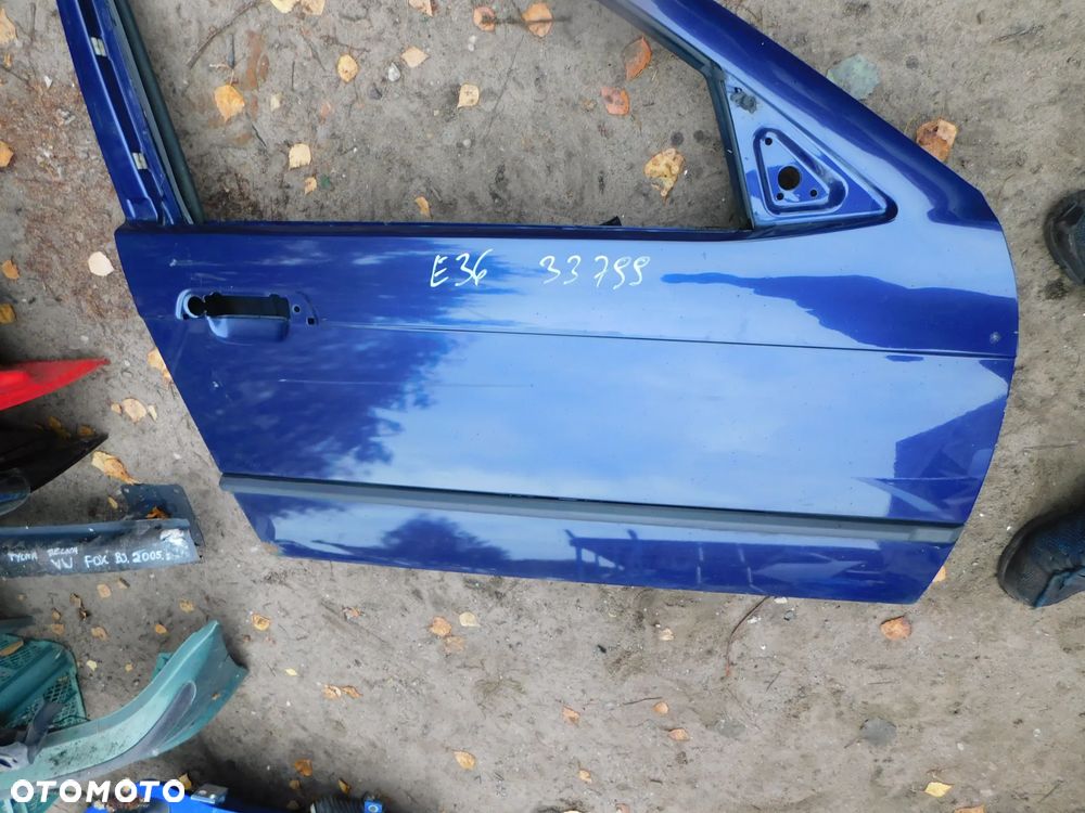 BMW E36 drzwi nr 33799 WYSYŁKA - 2