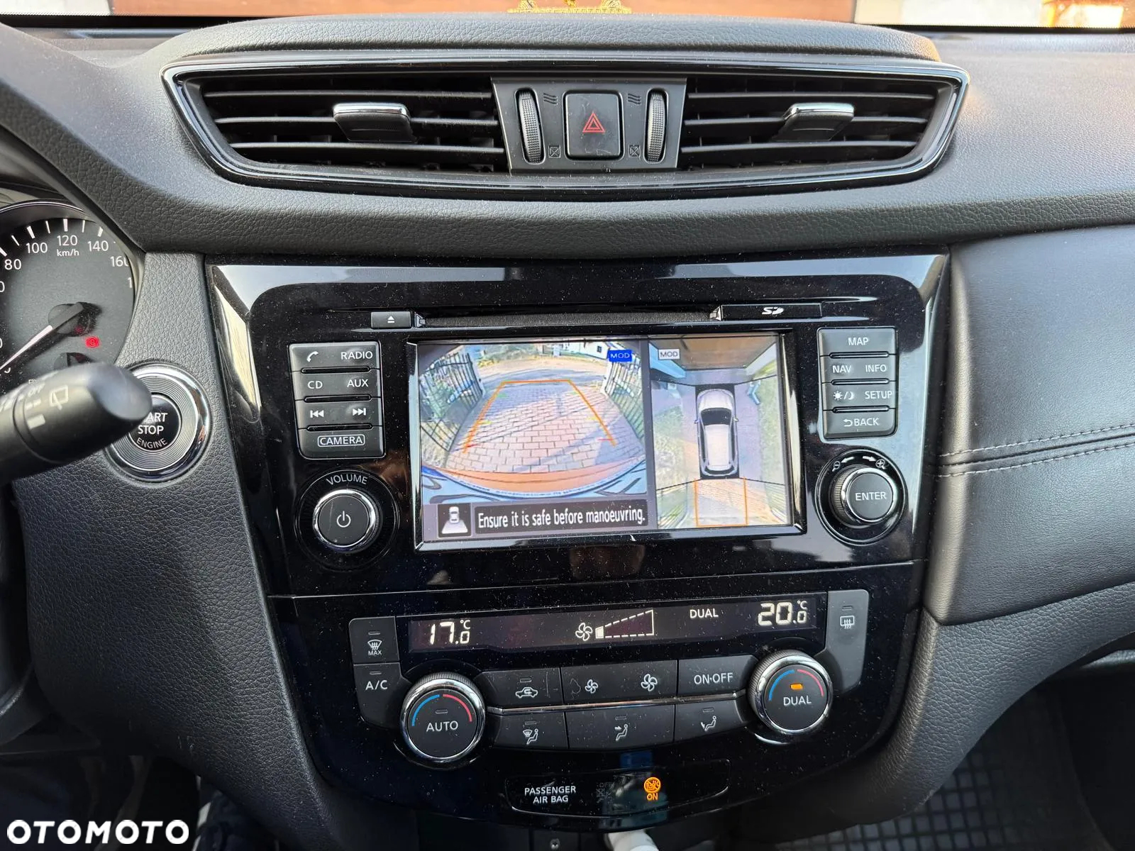 Nissan X-Trail 1.6 DIG-T N-Connecta 2WD - 3