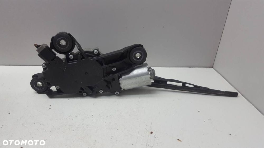 SILNICZEK WYCIERACZEK TYŁ FORD C-MAX I EU - 2