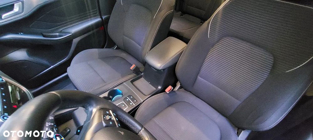 Ford Focus 1.5 EcoBlue Start-Stopp-System TITANIUM - 15