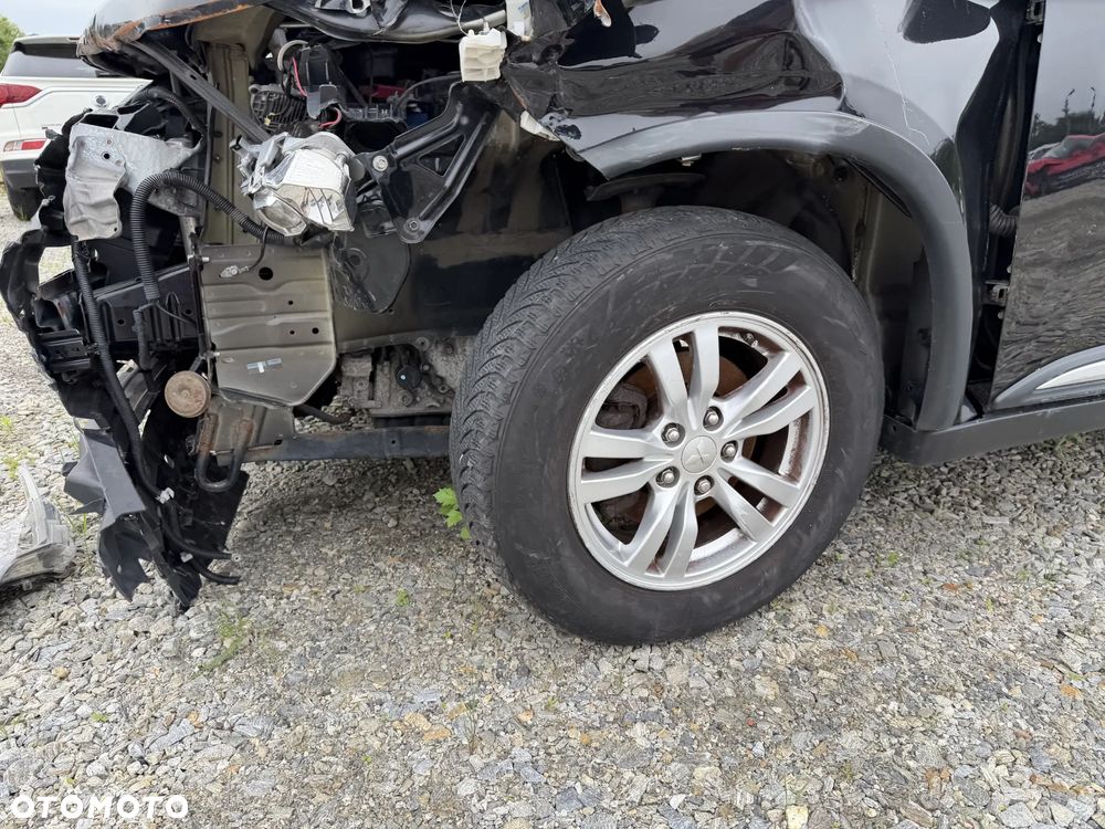 Mitsubishi Outlander 2.0 4WD CVT Diamant Edition+ - 13