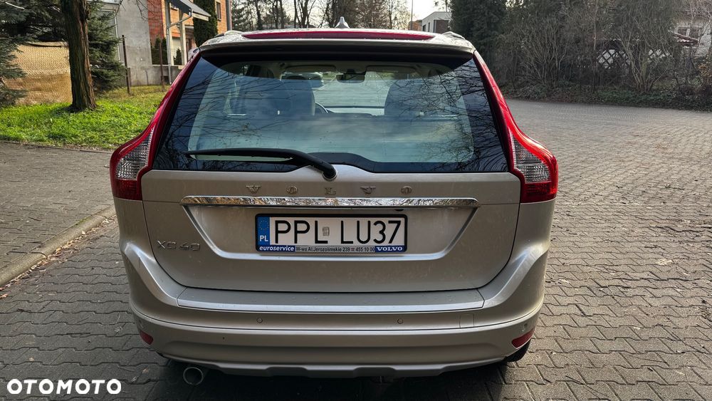 Volvo XC 60 D3 Drive-E Summum - 5