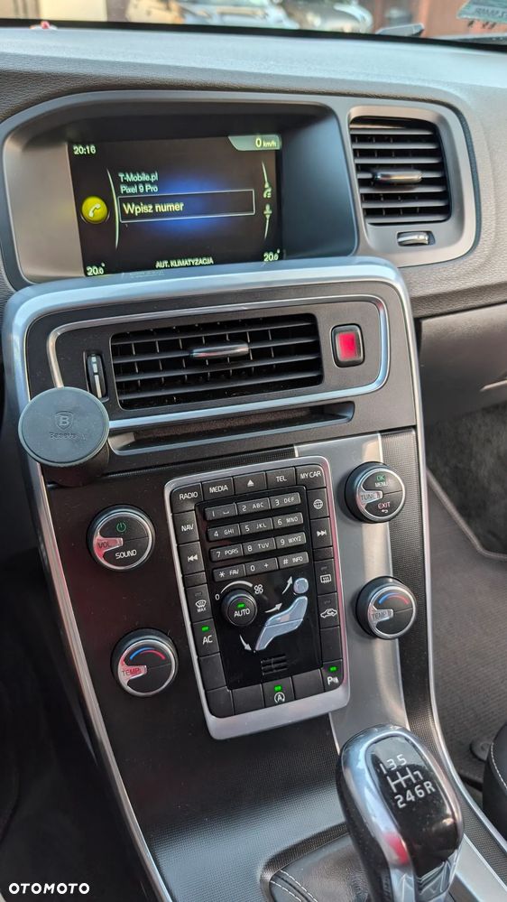 Volvo V60 D4 Drive-E R-Design Kinetic - 25