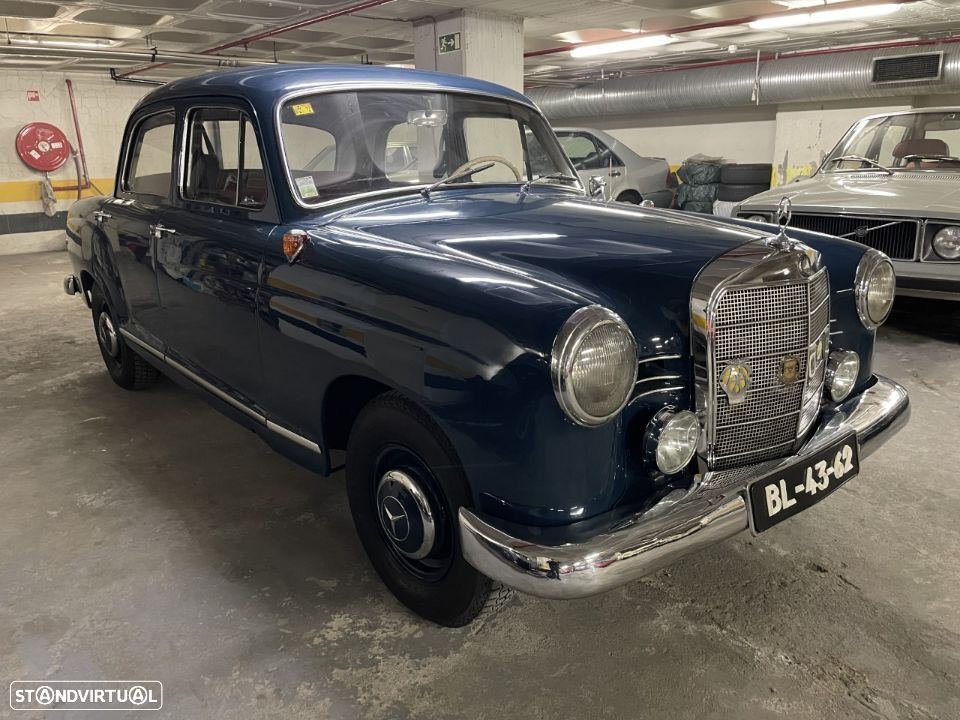 Mercedes-Benz 180 - 4