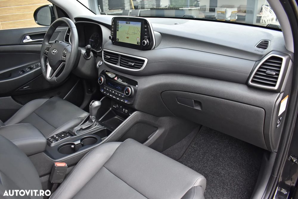 Hyundai Tucson 2.0 CRDI 4WD Automatik Premium - 17