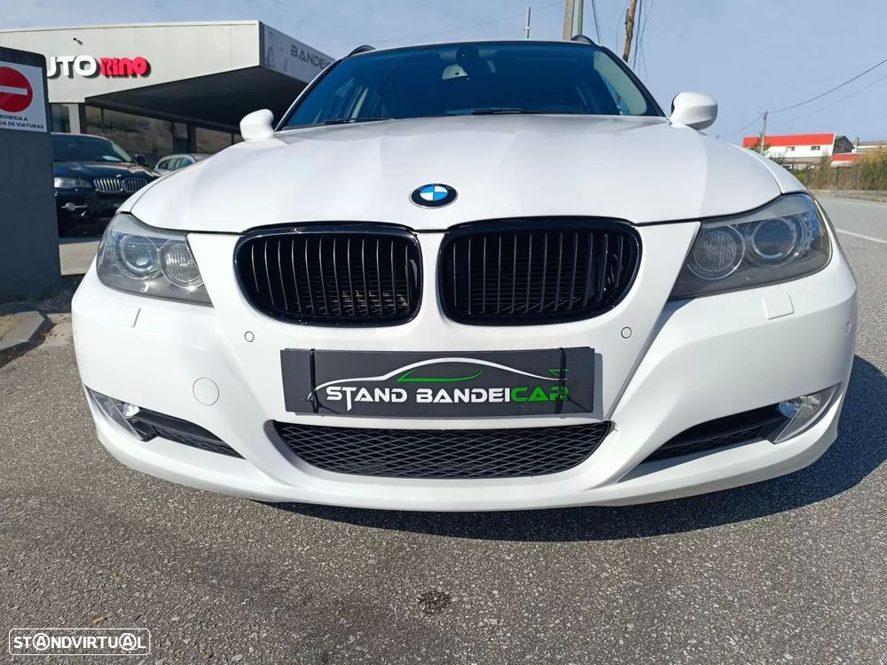 BMW 320 - 4