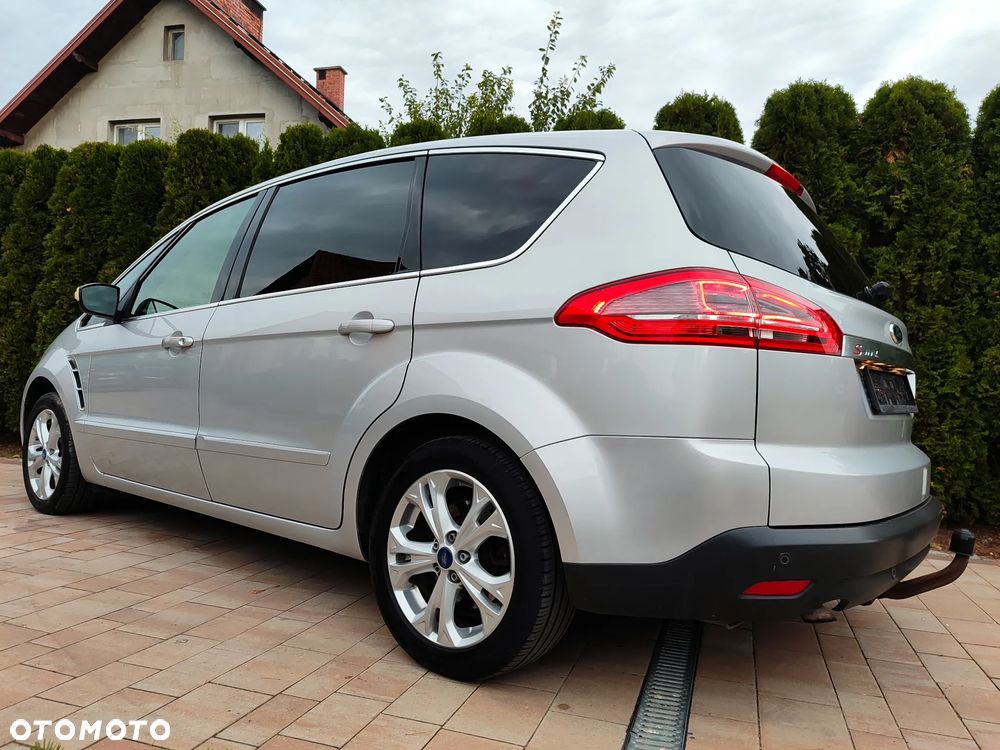 Ford S-Max 2012 photo 4