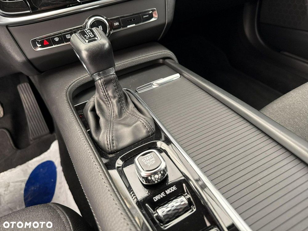Volvo V90 - 17