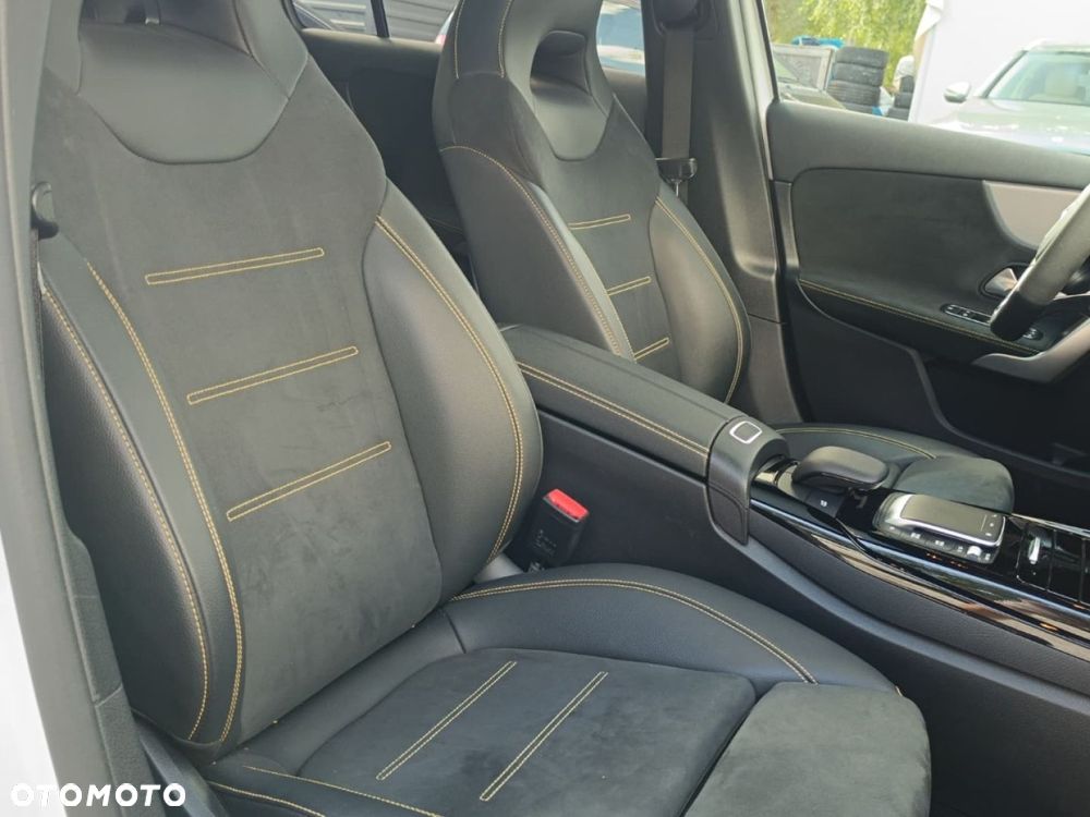 Mercedes-Benz Klasa A 45 S AMG 4-Matic 8G-DCT - 23