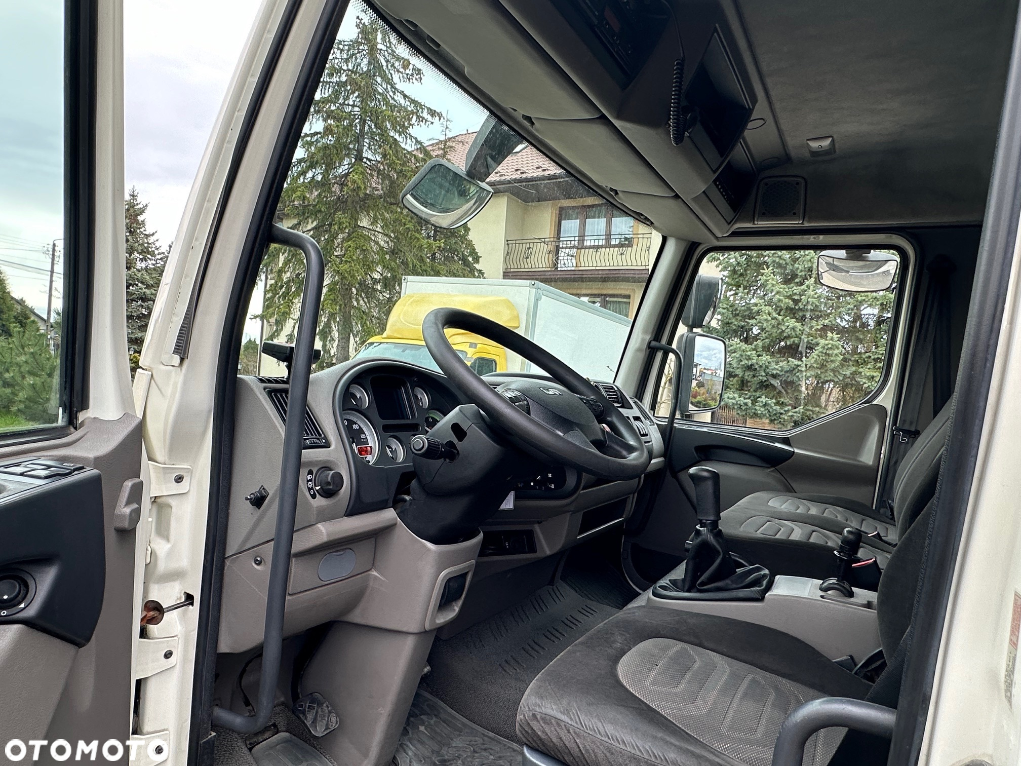 DAF LF 45.180 2013r. Chłodnia + Winda Euro5 EEV - 10