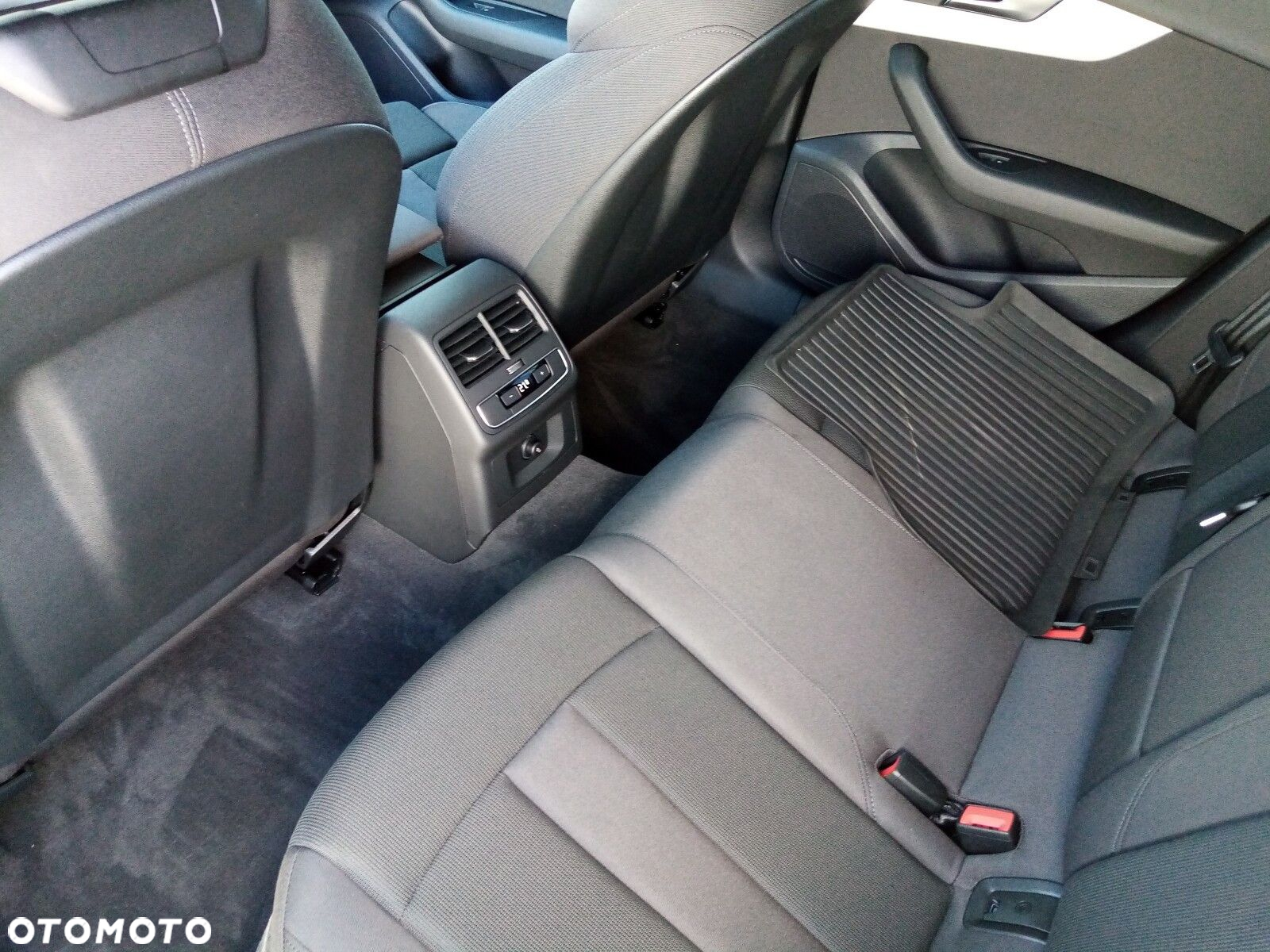 Audi A4 - 11