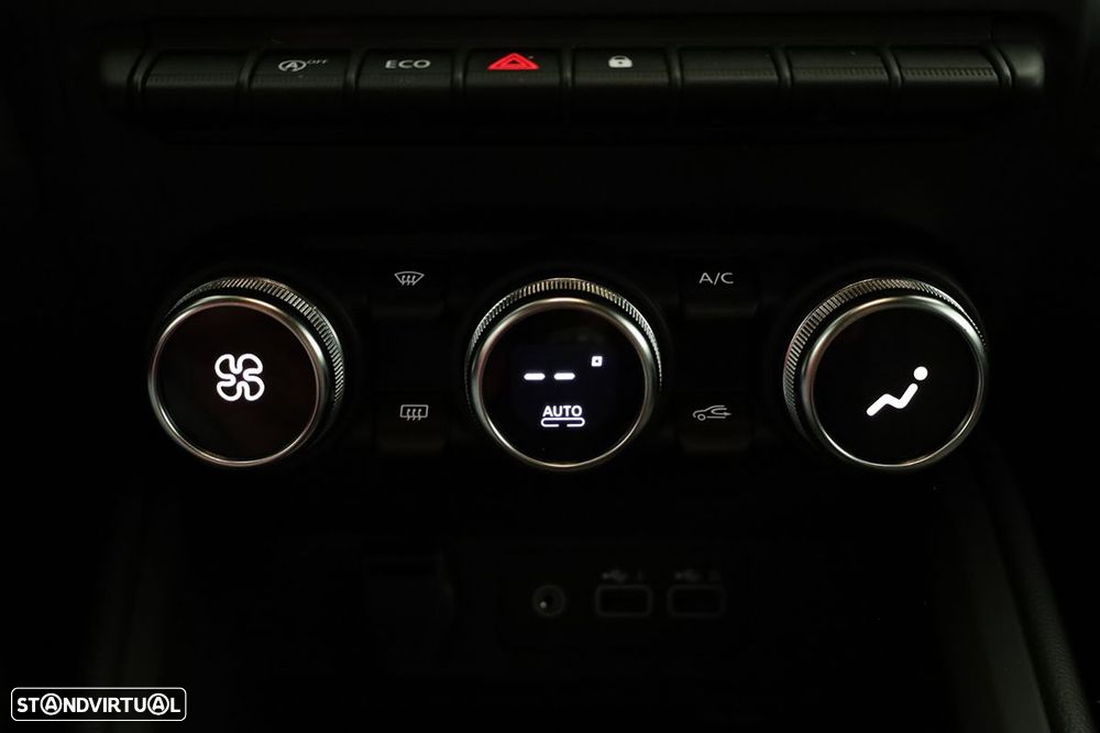 Mitsubishi Colt 1.0 MPI-T Invite - 12