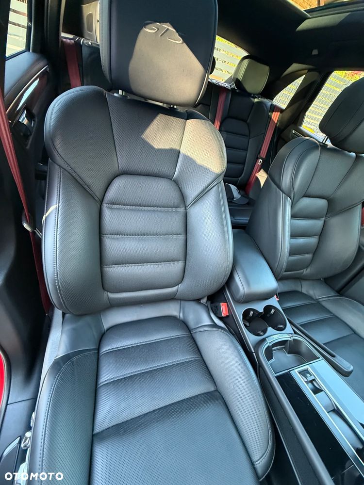 Porsche Macan GTS - 13