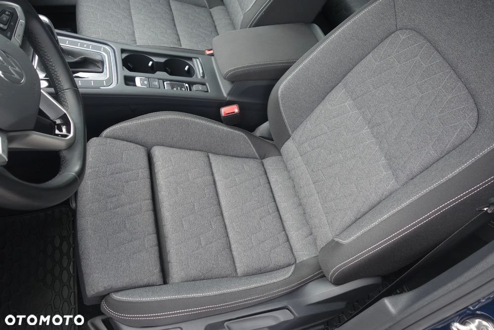 Volkswagen Passat 2.0 TDI EVO Business DSG - 16