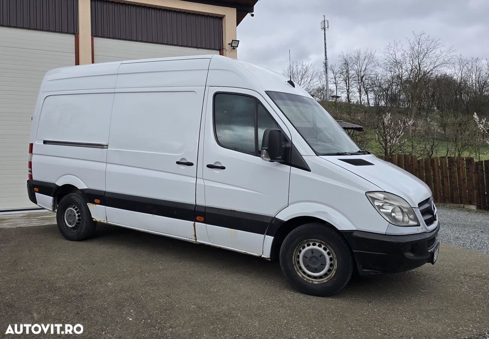 Mercedes-Benz Sprinter 319 CDI - 2
