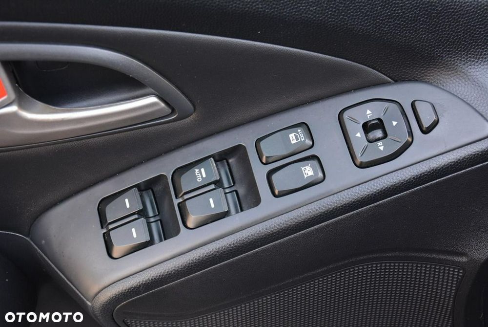 Hyundai ix35 2.0 4WD Automatik Premium - 25