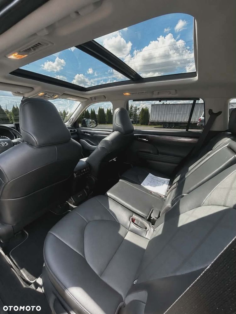 Toyota Highlander 2.5 Hybrid Prestige - 12