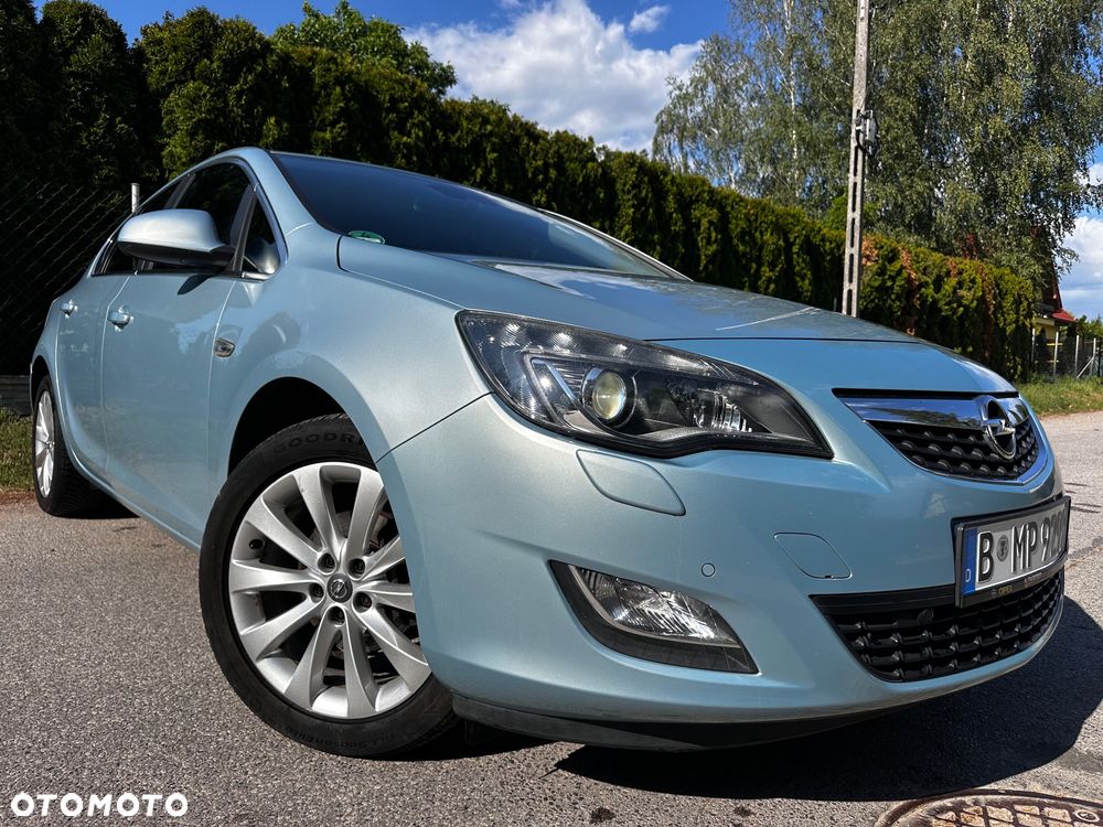 Opel Astra 1.4 Turbo Color Edition - 16