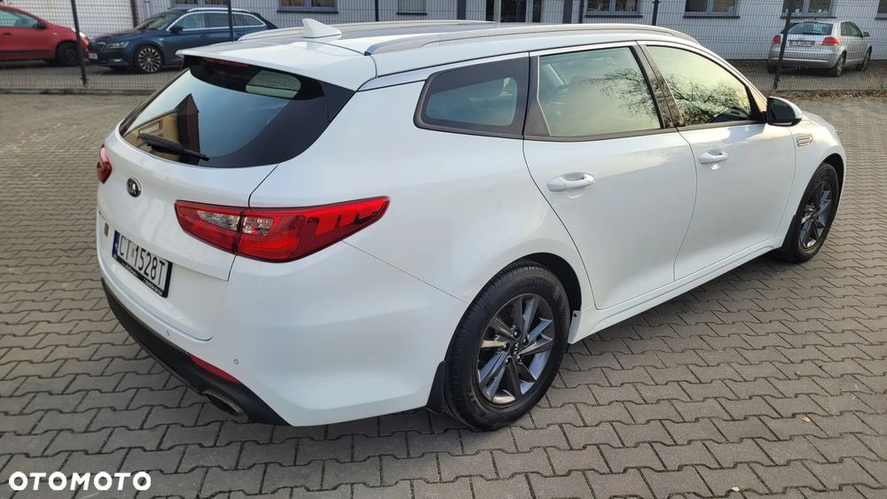 Kia Optima 2.0 M - 3